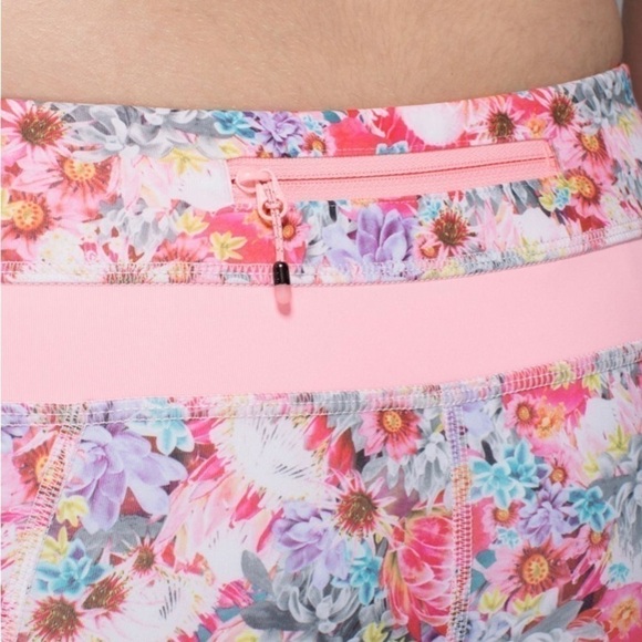 Lululemon RunInspire Crop II Luxtreme Flowabunga Multi pink Bleached crop Capri - Picture 5 of 14